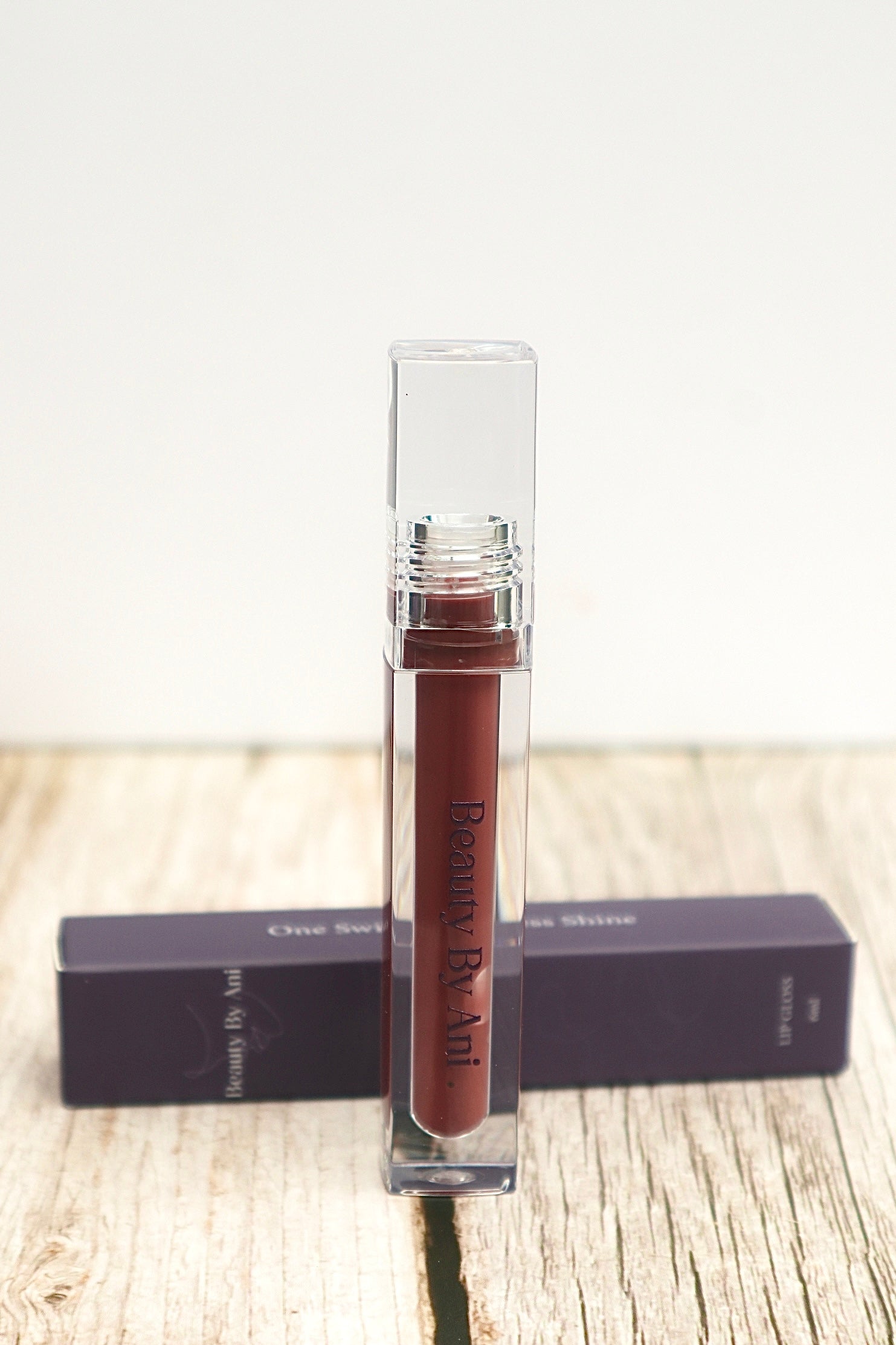 Mocha Limitless Shine Lip Gloss & Lip Balm 2 in 1 Lip care