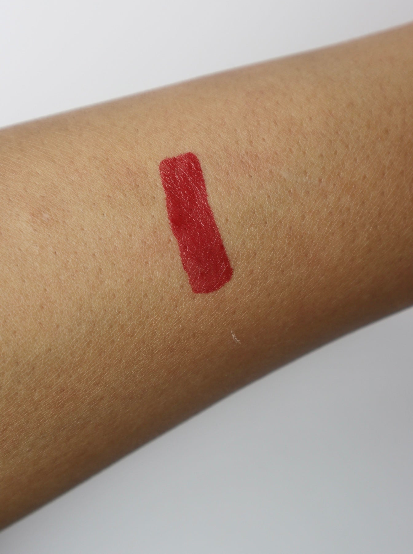 Berry Airlock Lip Stain